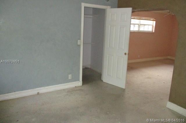 Tropic Palms - Residential