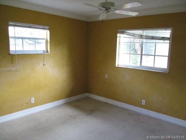 Tropic Palms - Residential