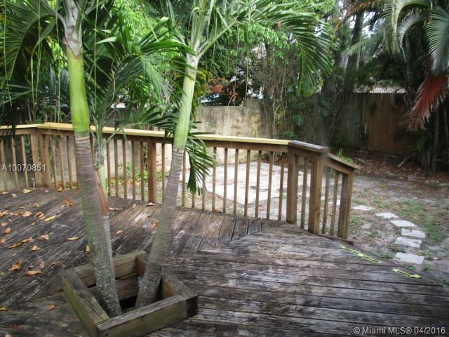 Tropic Palms - Residential