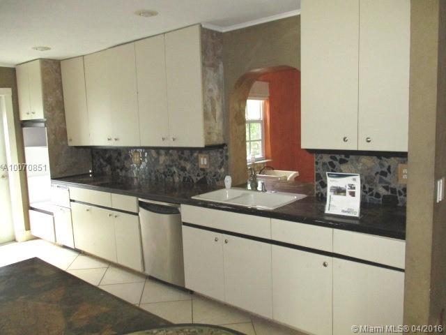 Tropic Palms - Residential