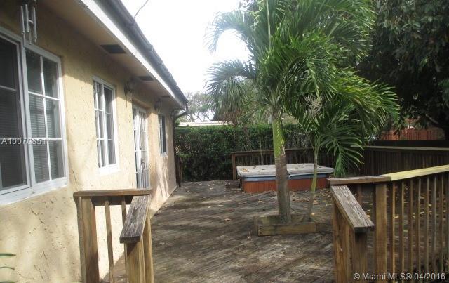 Tropic Palms - Residential