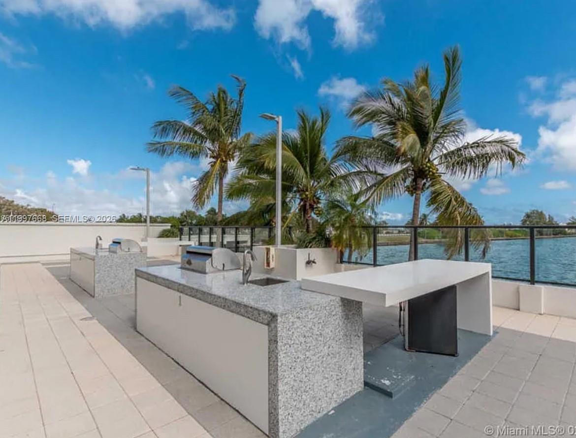 CHARTER CLUB CONDO - Residential
