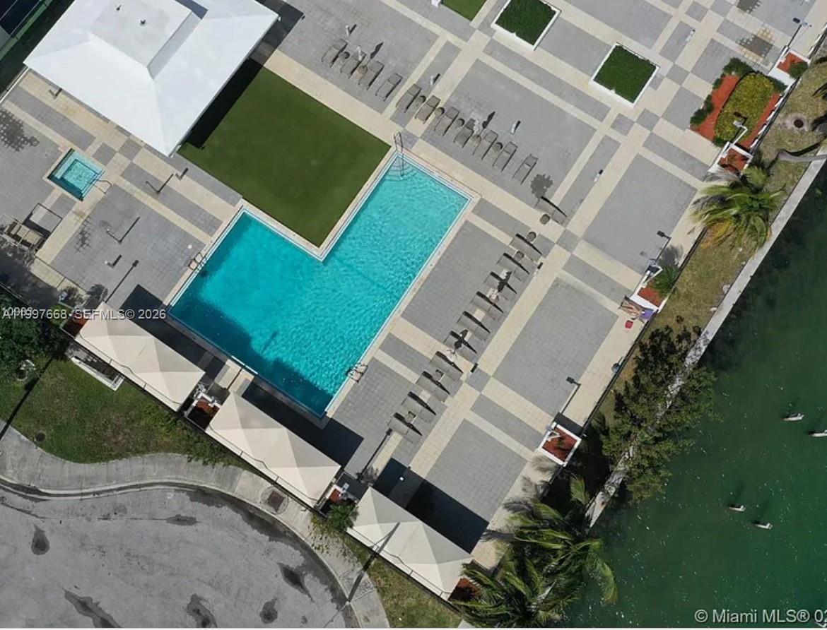 CHARTER CLUB CONDO - Residential