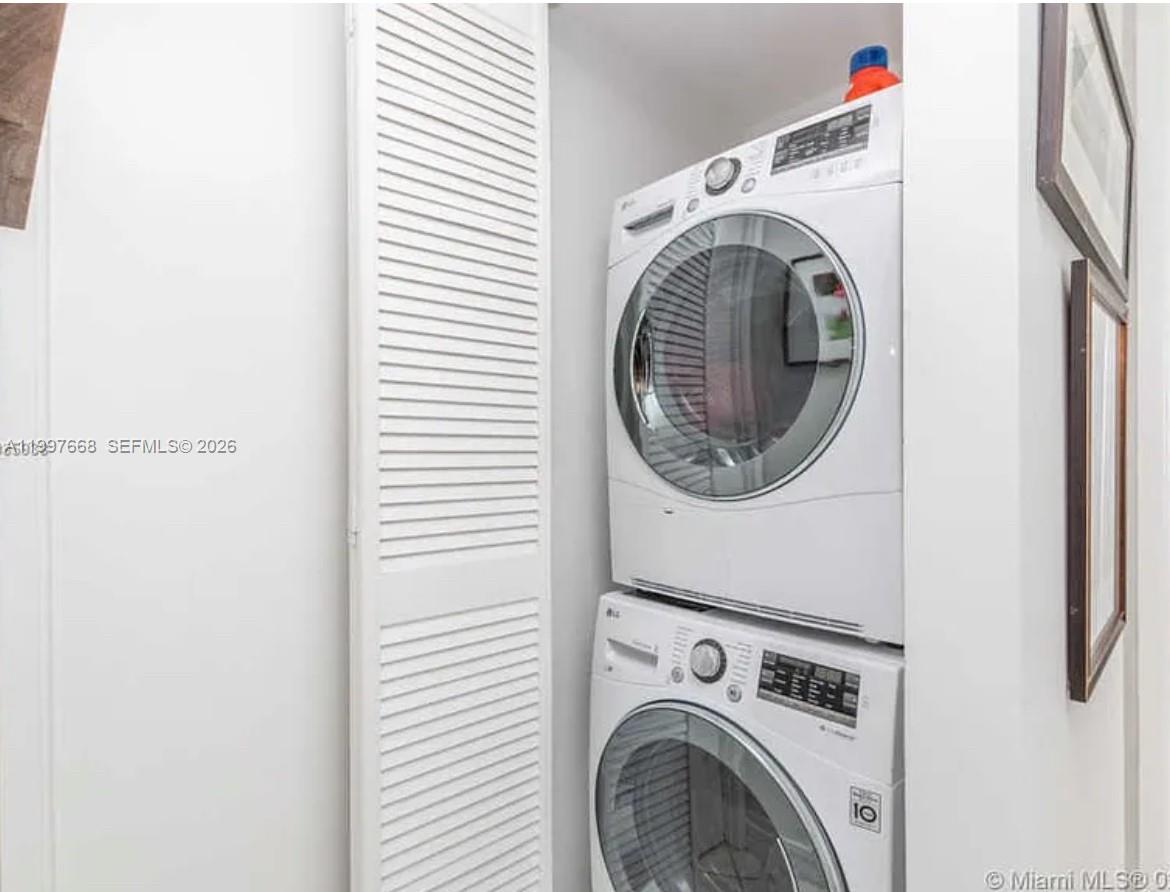 CHARTER CLUB CONDO - Residential