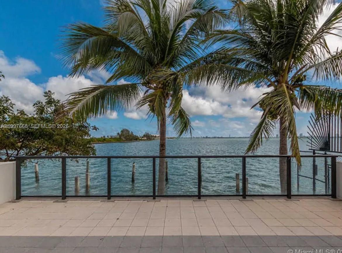 CHARTER CLUB CONDO - Residential