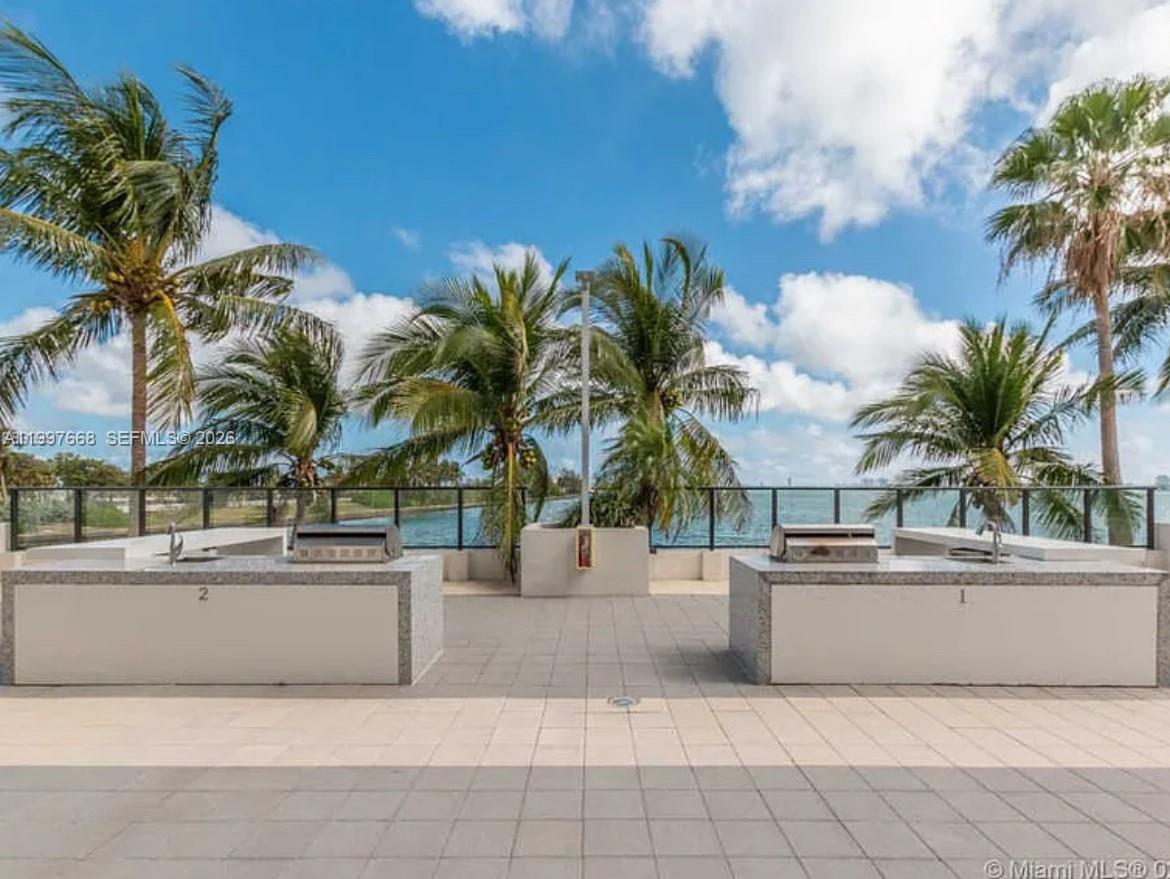 CHARTER CLUB CONDO - Residential