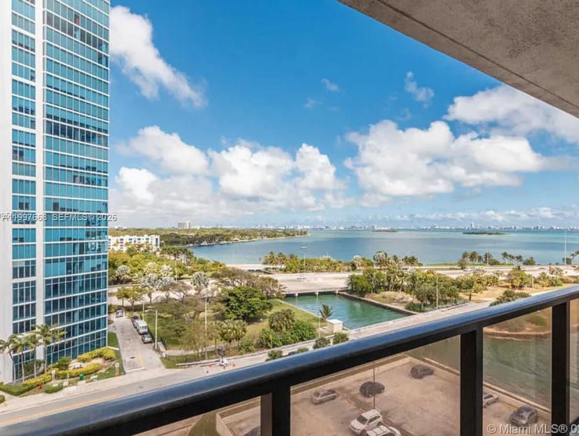 CHARTER CLUB CONDO - Residential