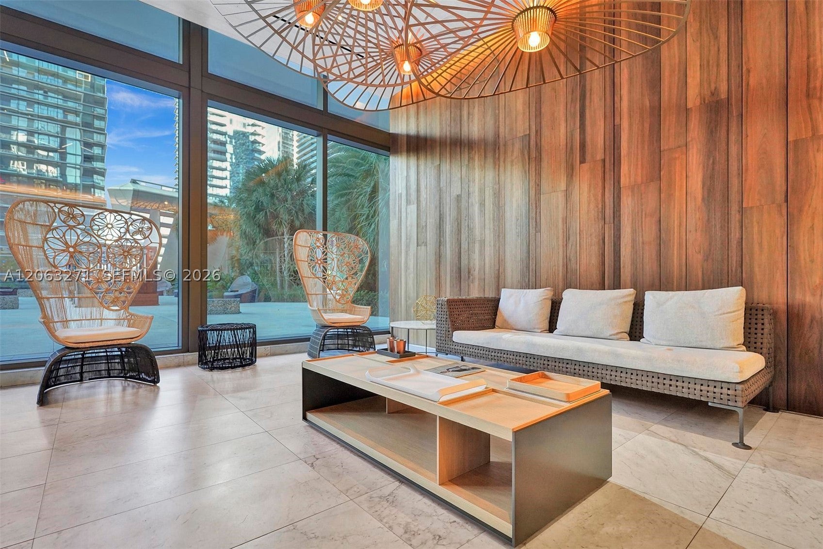88 SW 7th St 2106