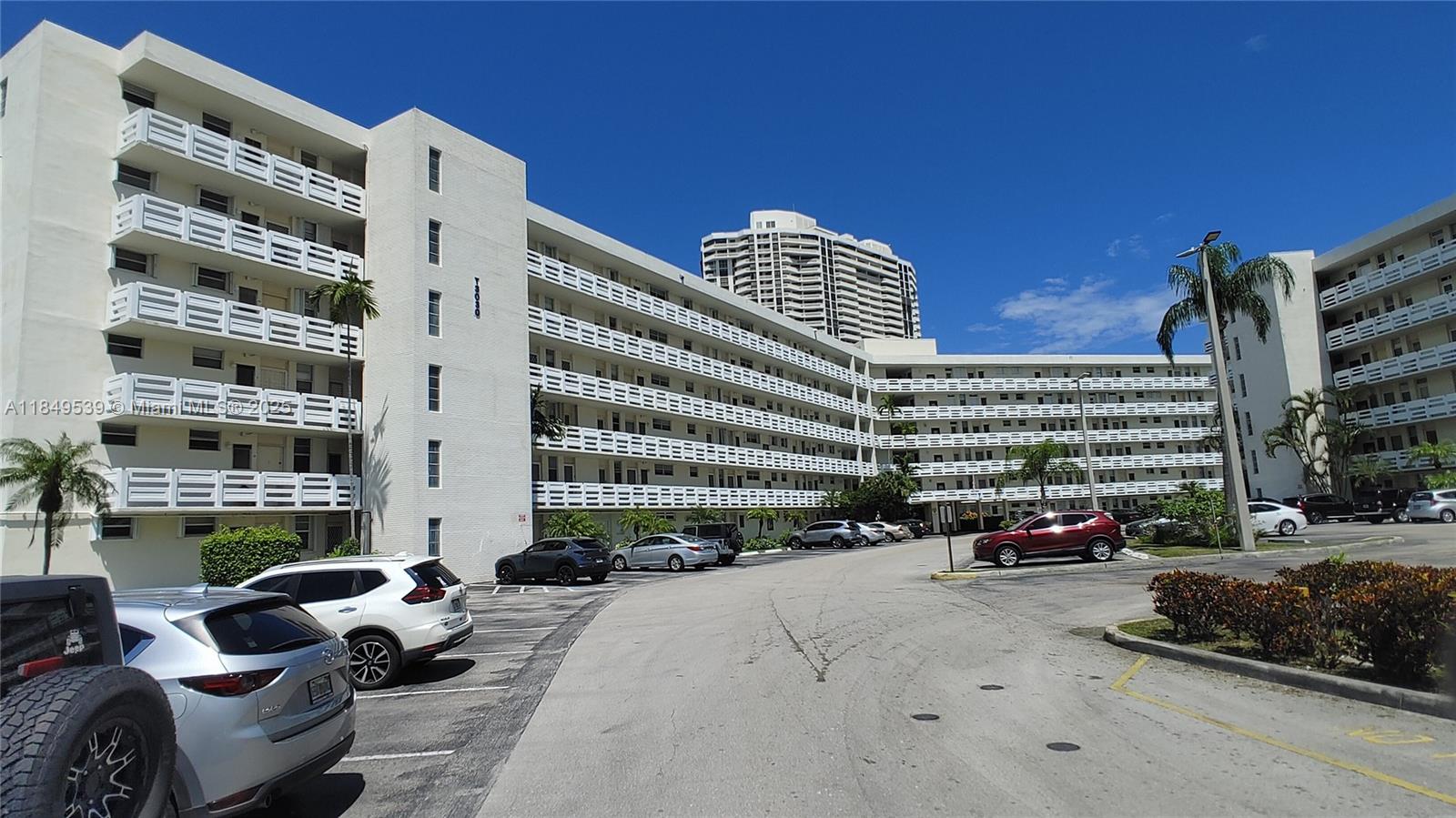 55+ Community with amazing amenities and activities. This unit is a 2/1 with water views. Community offers multiple pools, Theater and shows, Library area, Billiards, Bawling, security and lots of activities. Located few minutes to beach, Aventura mall, restaurants, and shopping. Free Aventura bus transportation.