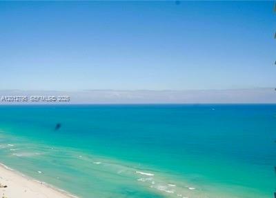 LA PERLA CONDO - Residential Lease
