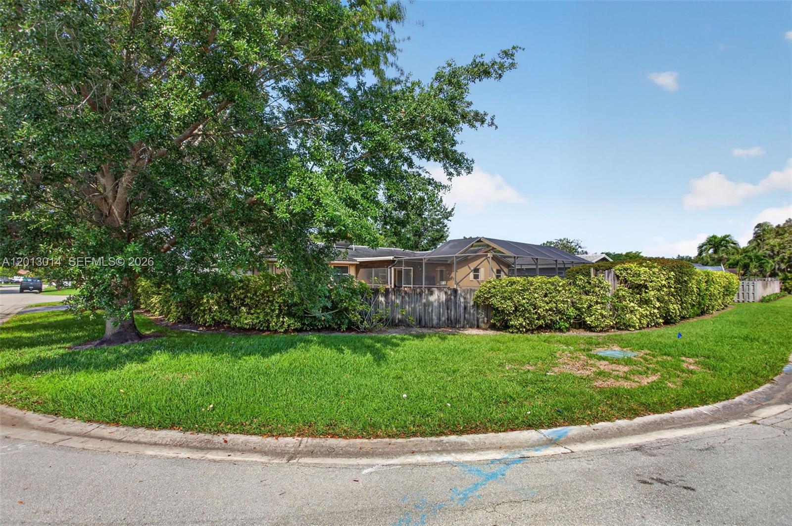 FOREST HILLS - Residential
