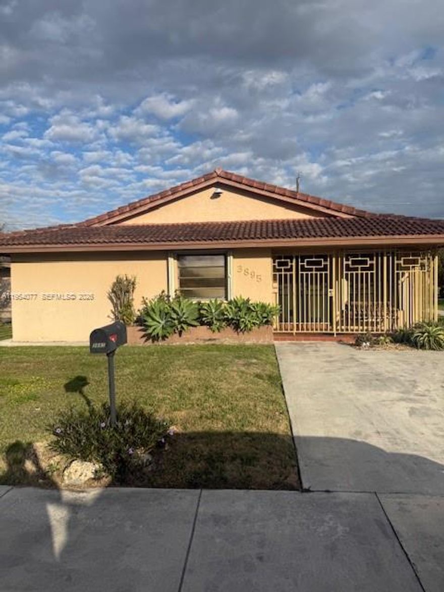 Centtrally located 3 bedroom 2 bath home, tiled through out, expansive covered patio, great opprtunity for families or investors lookingfor an excellent return on investment. Minutes from Coral Gables, shopping and local restaurants.  THIS TRANSACTION REQUIRES PROBATE COURT APPROVAL.
