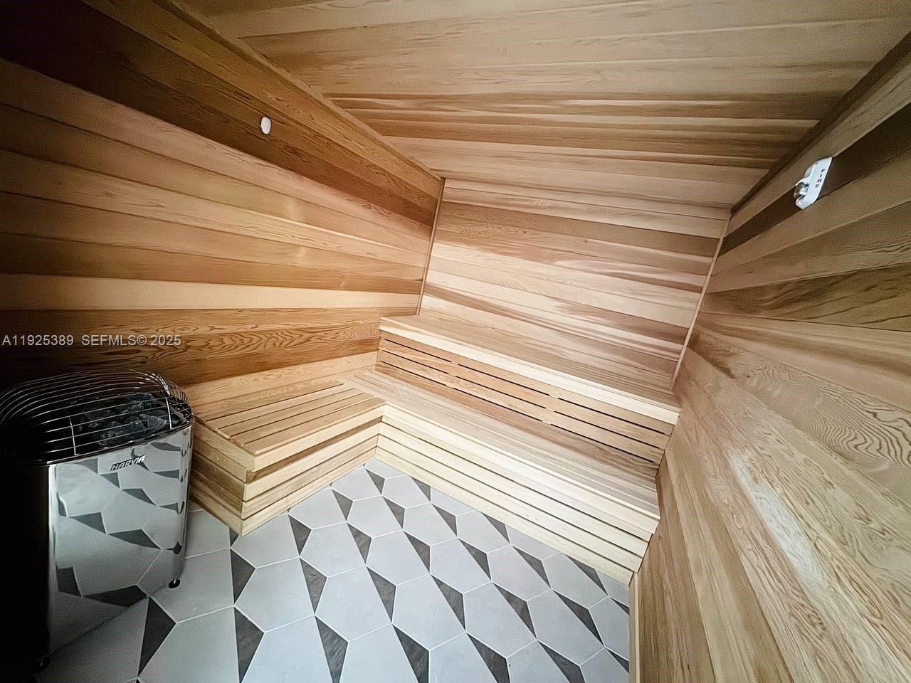 Crosby Miami World Center - Residential