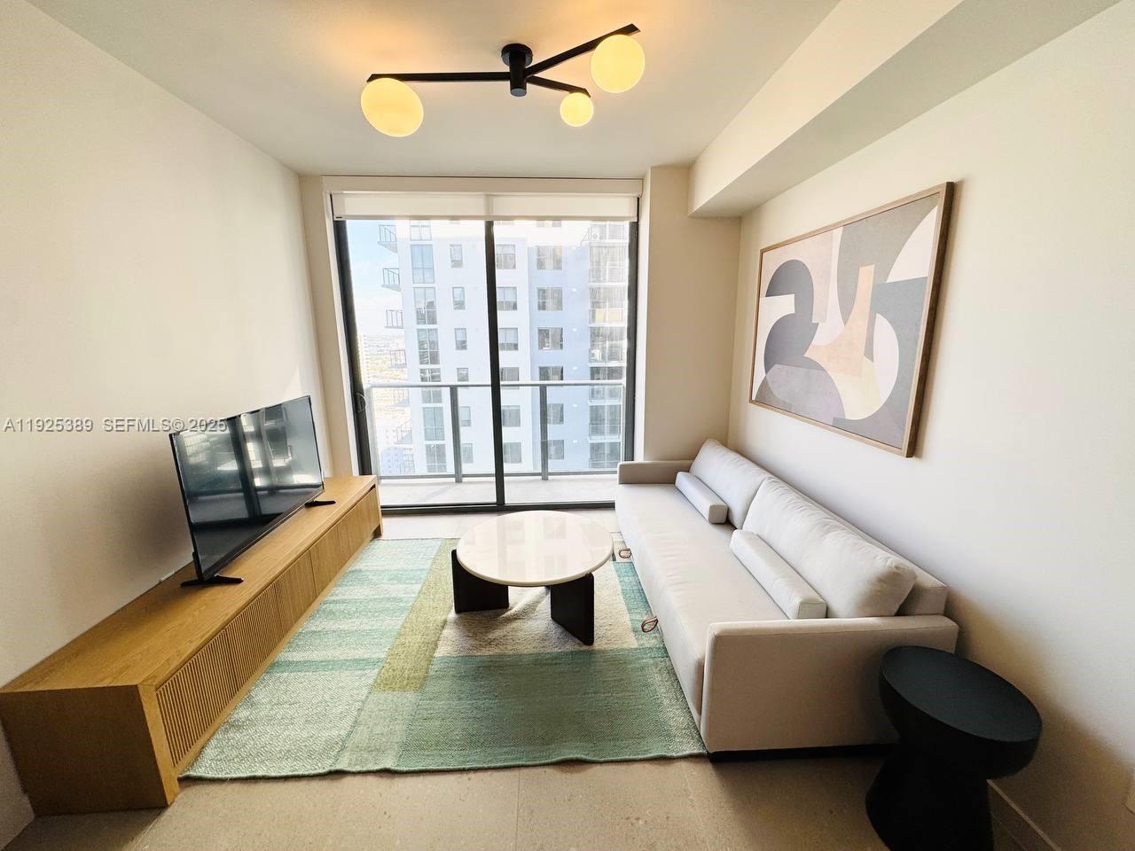 Crosby Miami World Center - Residential