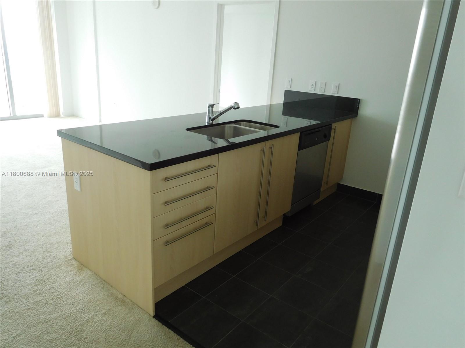 79 SW 12 St 3104-S