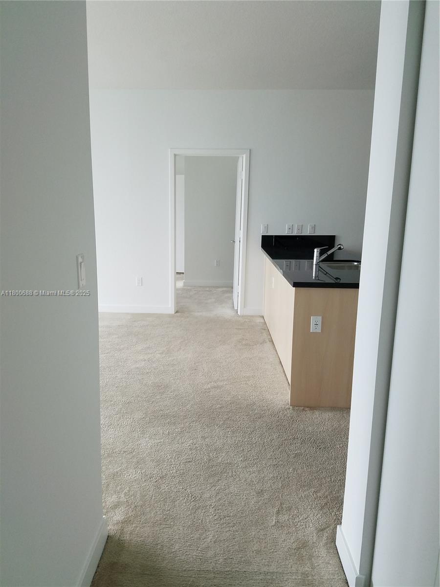 79 SW 12 St 3104-S