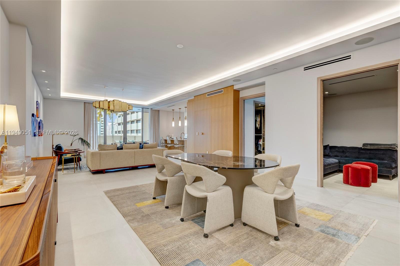 515 Valencia Ave 604