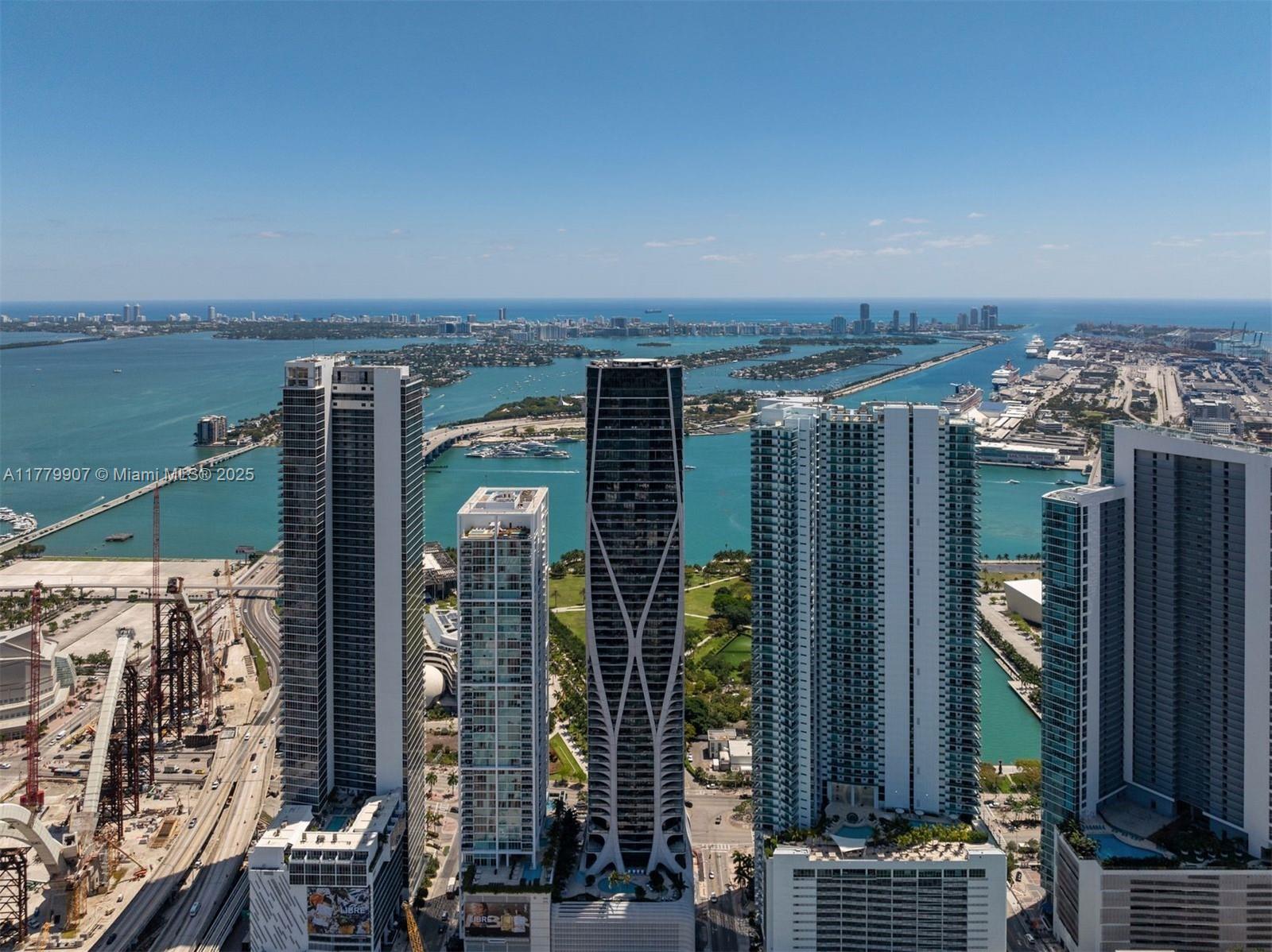 ONE THOUSAND MUSEUM CONDO - Residential