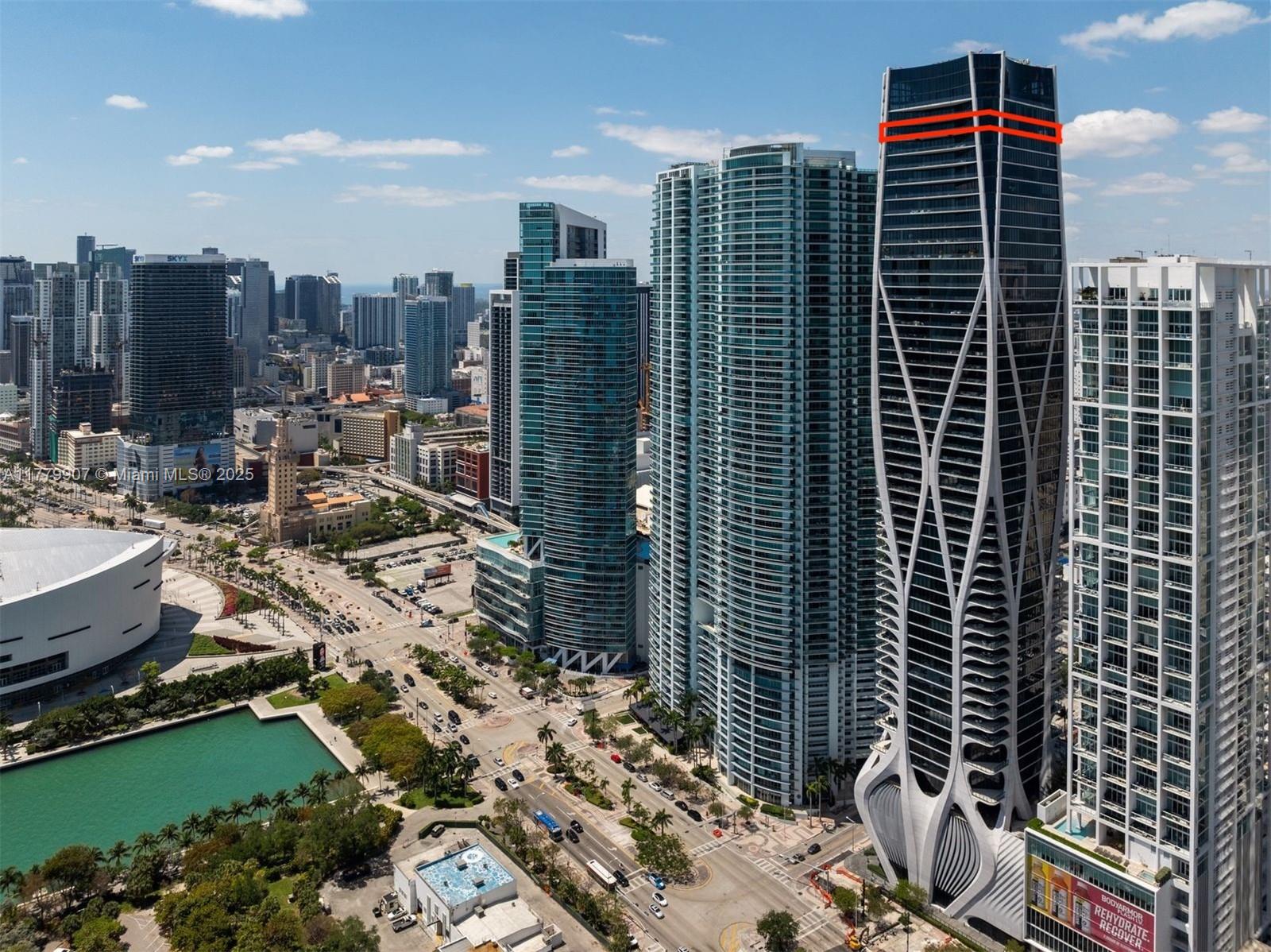 ONE THOUSAND MUSEUM CONDO - Residential