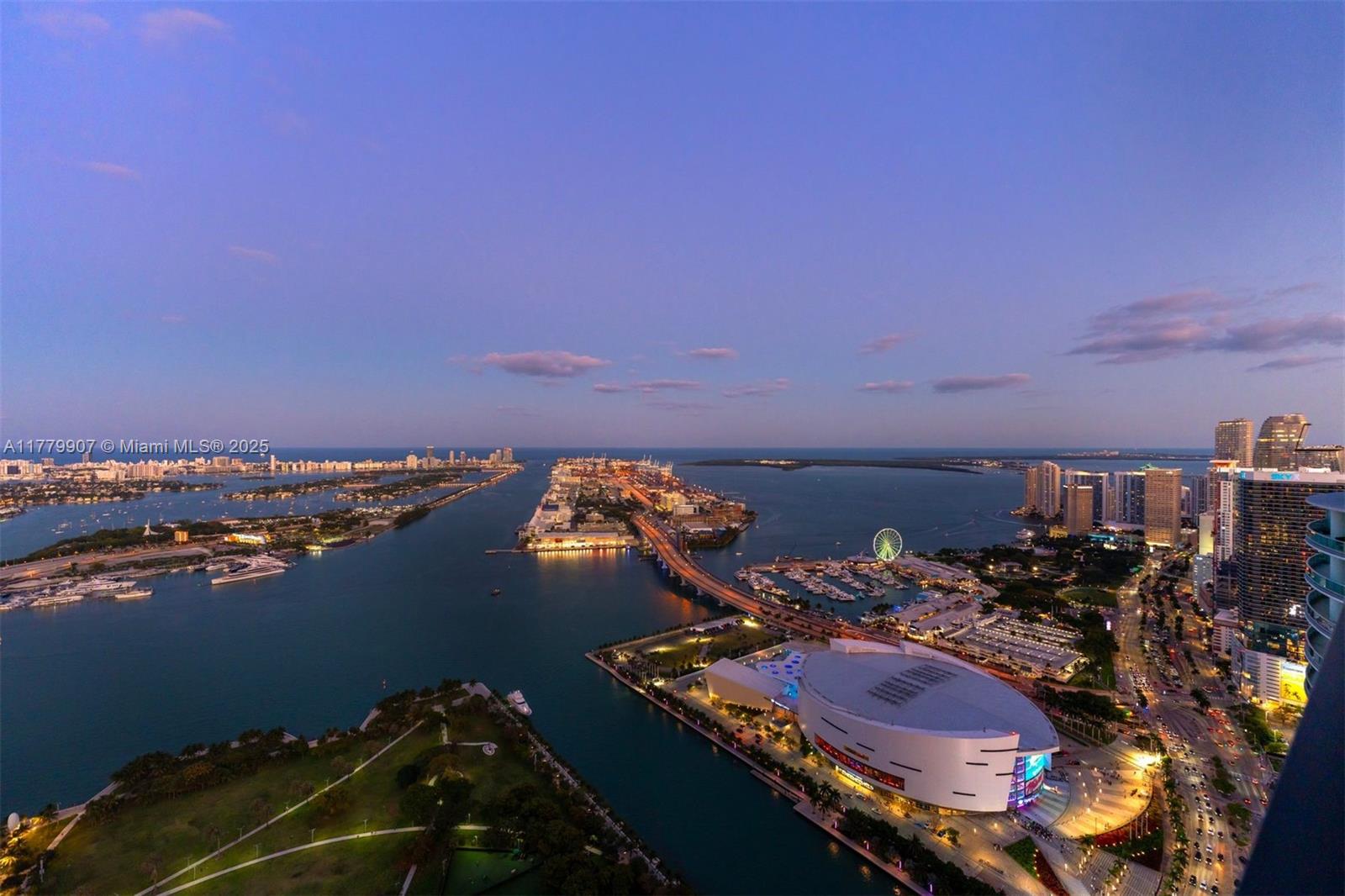 ONE THOUSAND MUSEUM CONDO - Residential