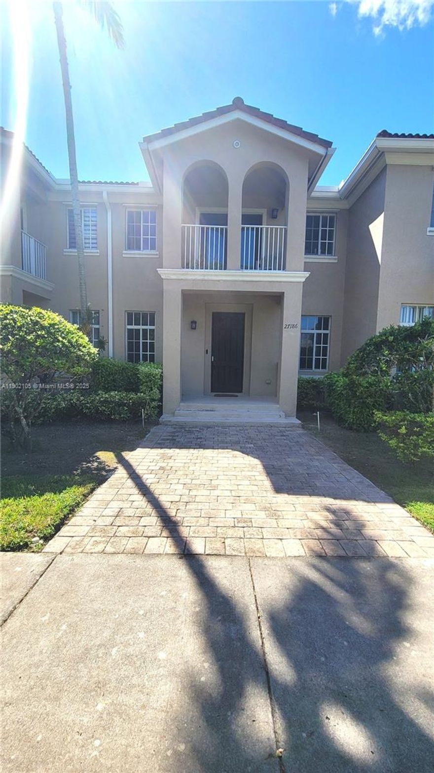 Much sought after 3 bedroom, 2.5 bath, one car garage, fee simple townhouse in Mandarin Lakes. Unit is very well maintained with tile downstairs and wood laminate upstairs. Home is comfortably located across the street to a large grassy area for privacy that you can oversee on the balcony connected to the master bedroom. Unit has it's own private parking outside its garage. The AC is fairly new and is a Trane unit. HOA includes a beautiful pool, a clubhouse that you can rent, a gym, a toddler lot for the kids to play, and they keep everything nice. They maintain the landscaping of the house as well. The HOA payment also includes internet, basic cable, and the alarm system. Don't miss out. Priced to move.