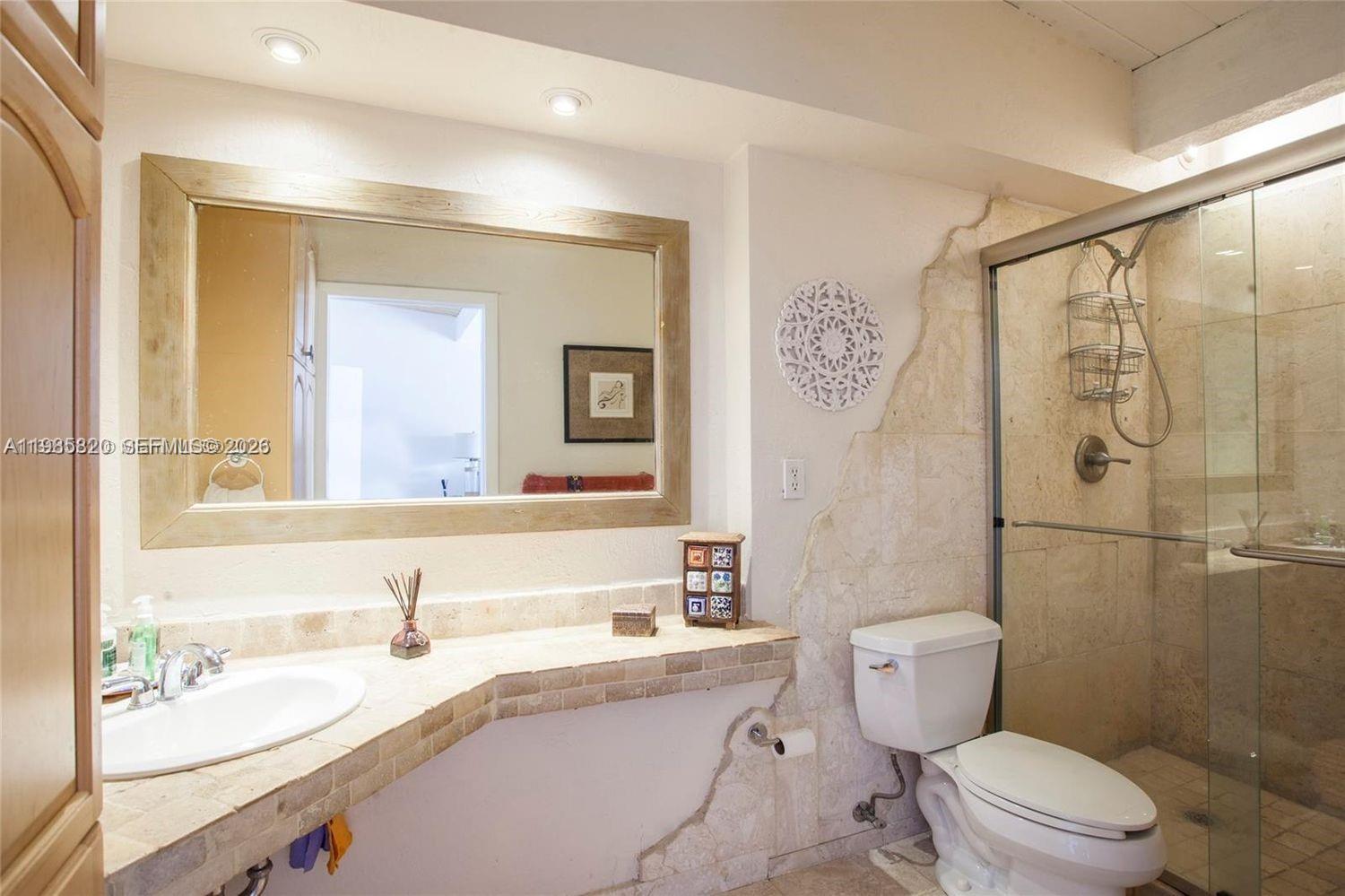 SUNSET PARK LAKE VILLAS S - Residential Lease