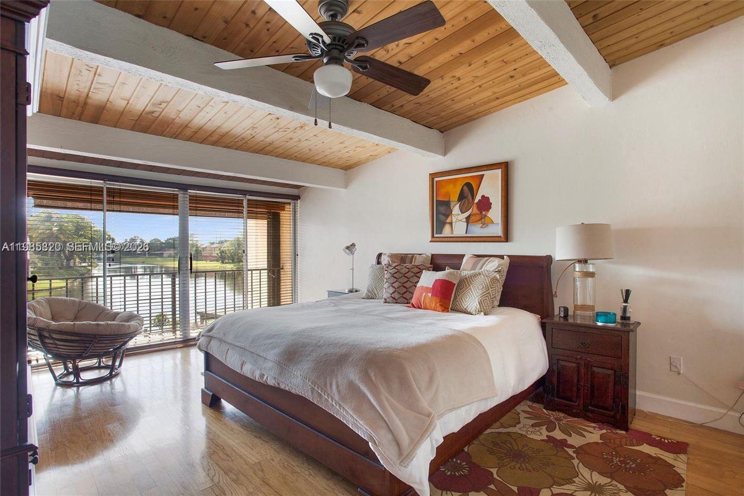 SUNSET PARK LAKE VILLAS S - Residential Lease