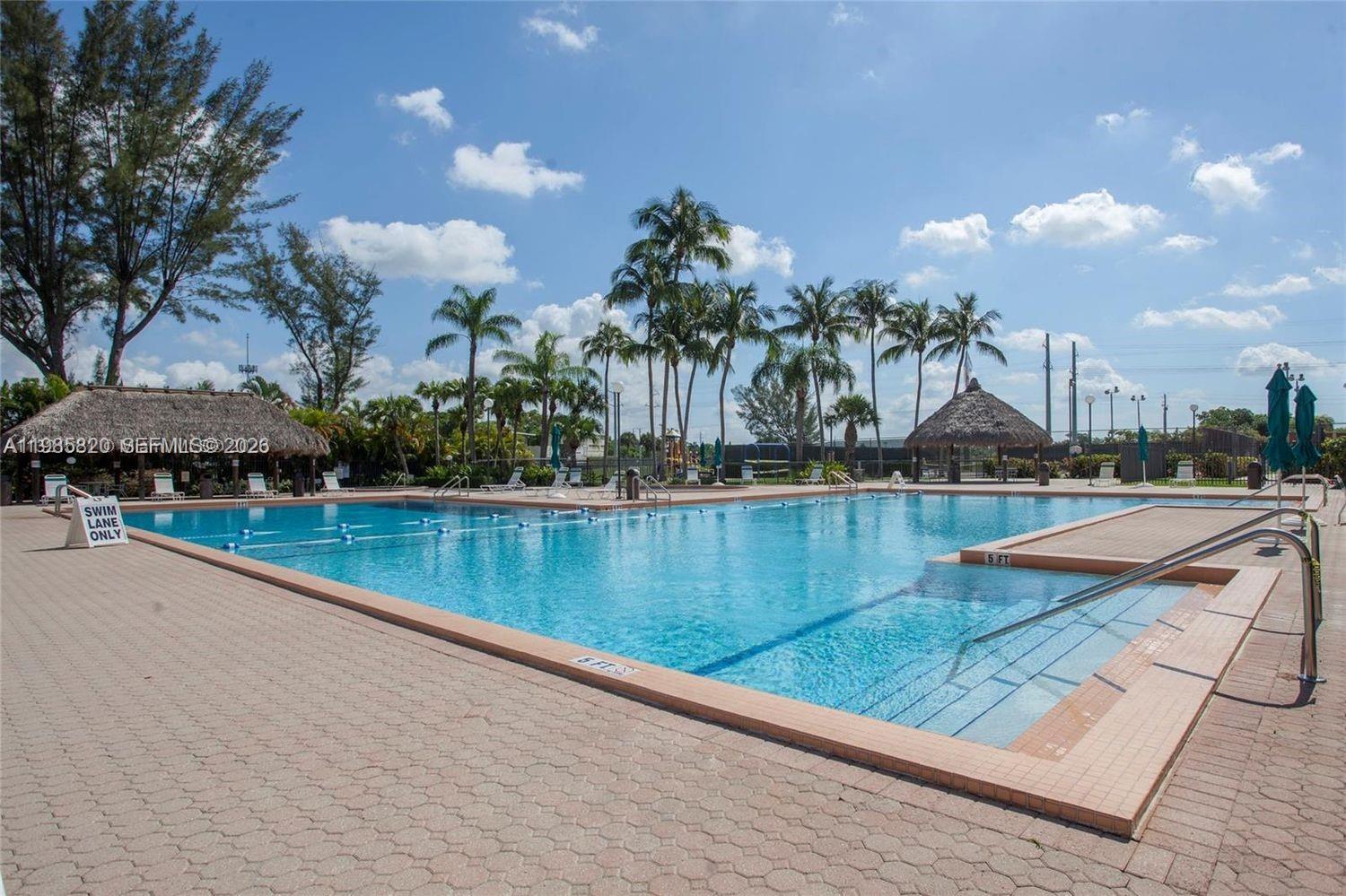 SUNSET PARK LAKE VILLAS S - Residential Lease