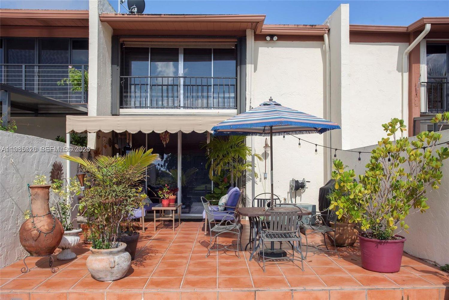 SUNSET PARK LAKE VILLAS S - Residential Lease