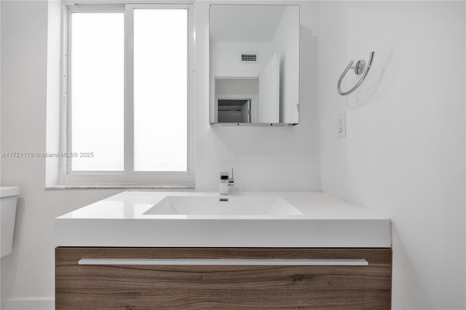 BISCAYNE KEY ESTATES - Residential