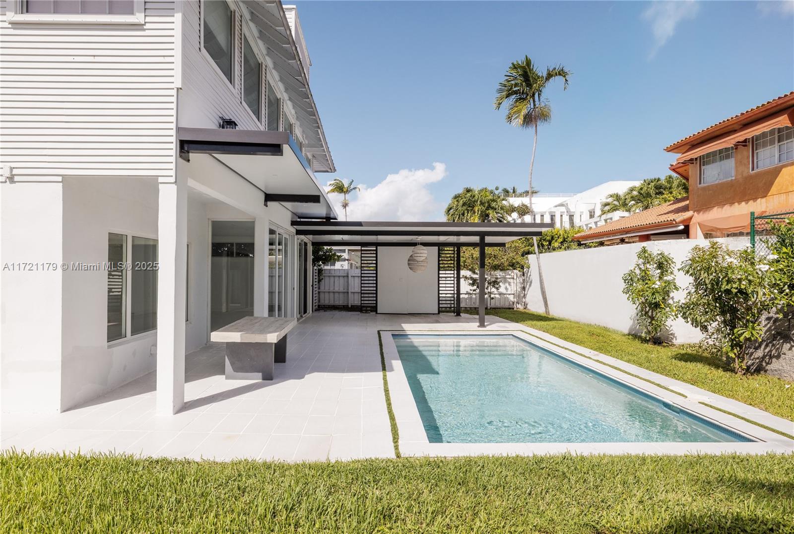 BISCAYNE KEY ESTATES - Residential