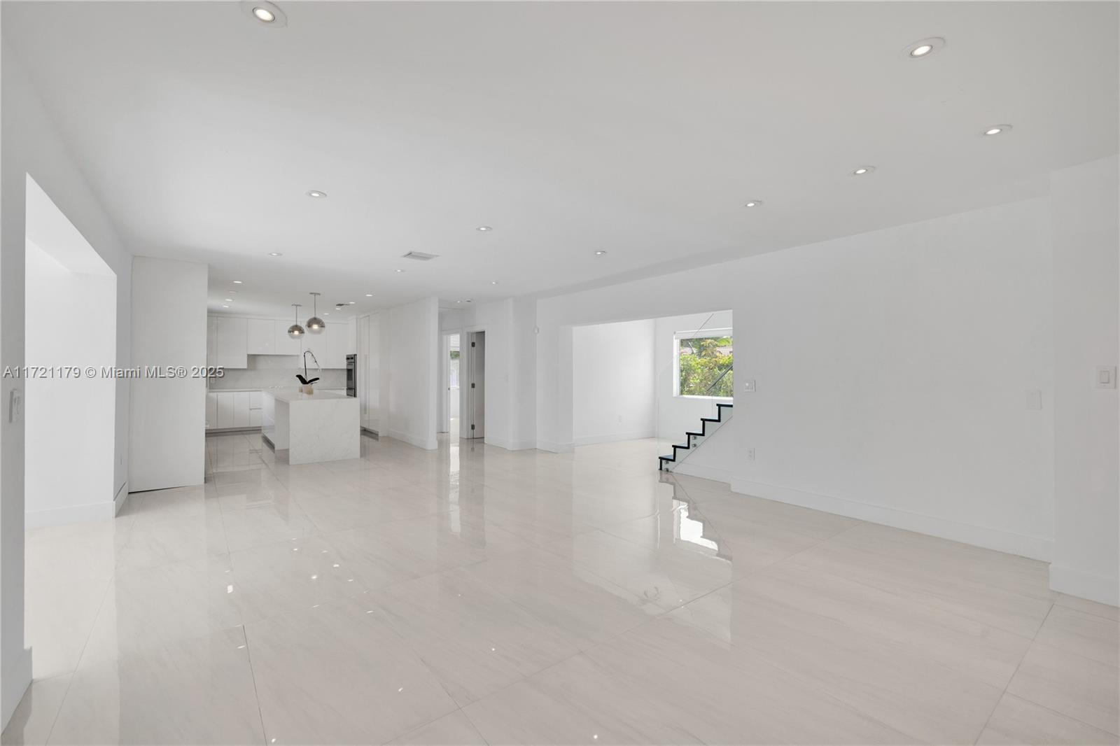 BISCAYNE KEY ESTATES - Residential