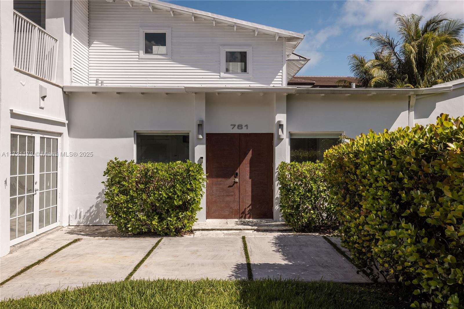 BISCAYNE KEY ESTATES - Residential