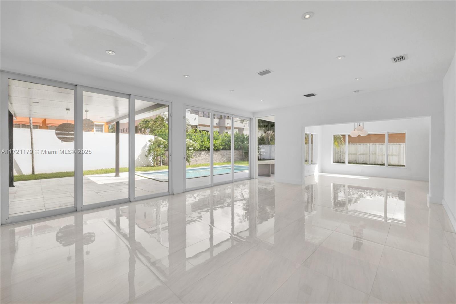 BISCAYNE KEY ESTATES - Residential