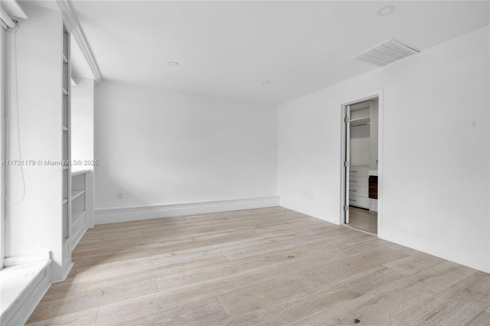 BISCAYNE KEY ESTATES - Residential