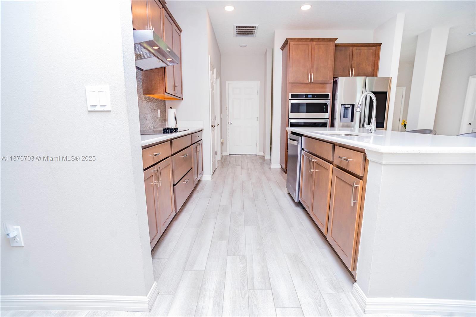 PORT ST LUCIE SECTION 9 - Residential