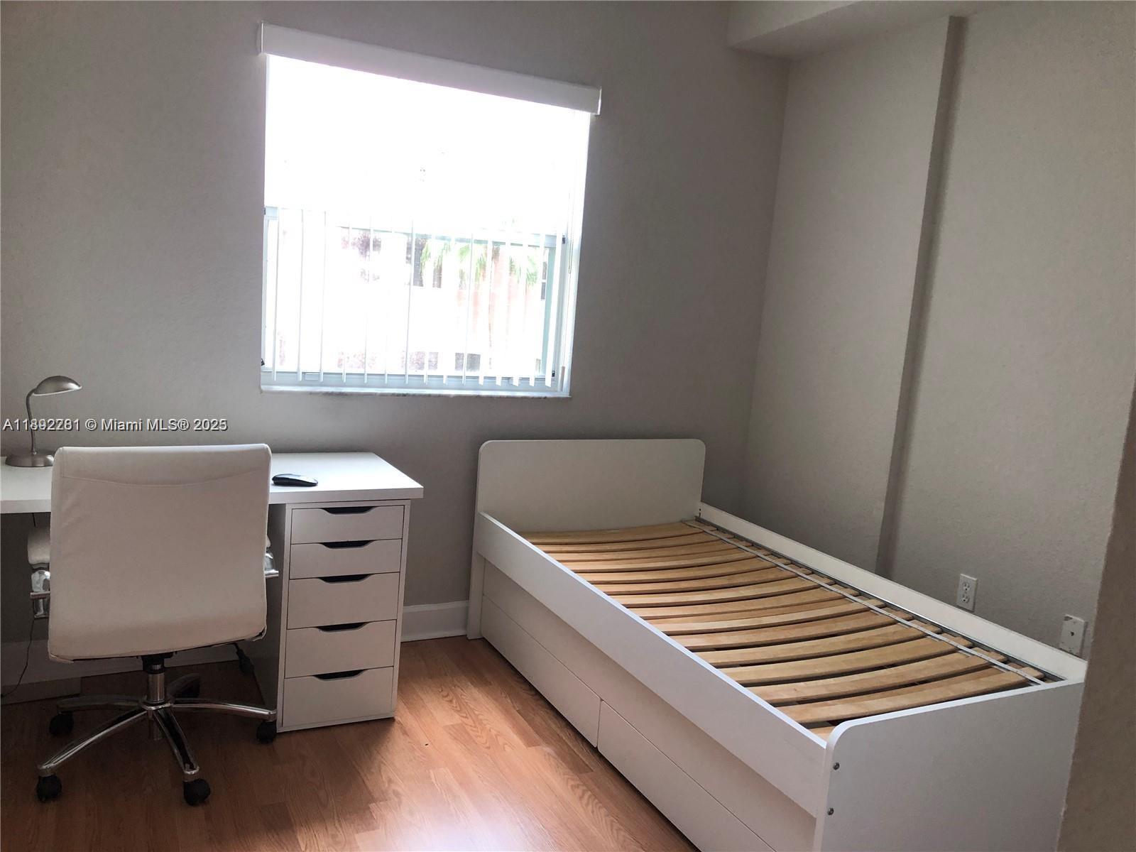 VALENCIA CONDO - Residential Lease