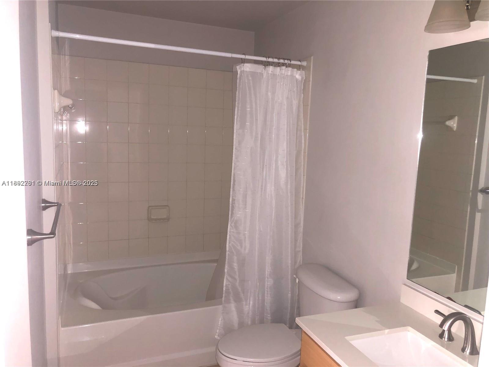 VALENCIA CONDO - Residential Lease