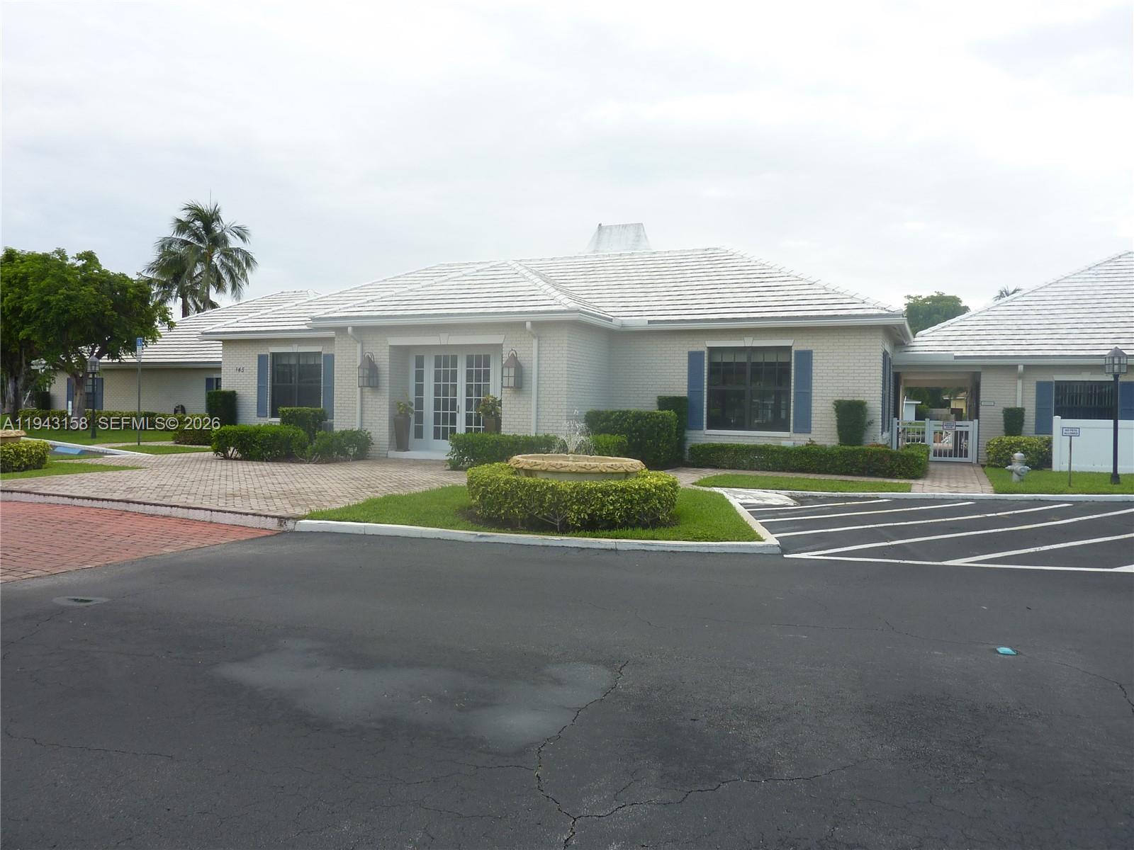 CYPRESS CLUB CONDO - Residential