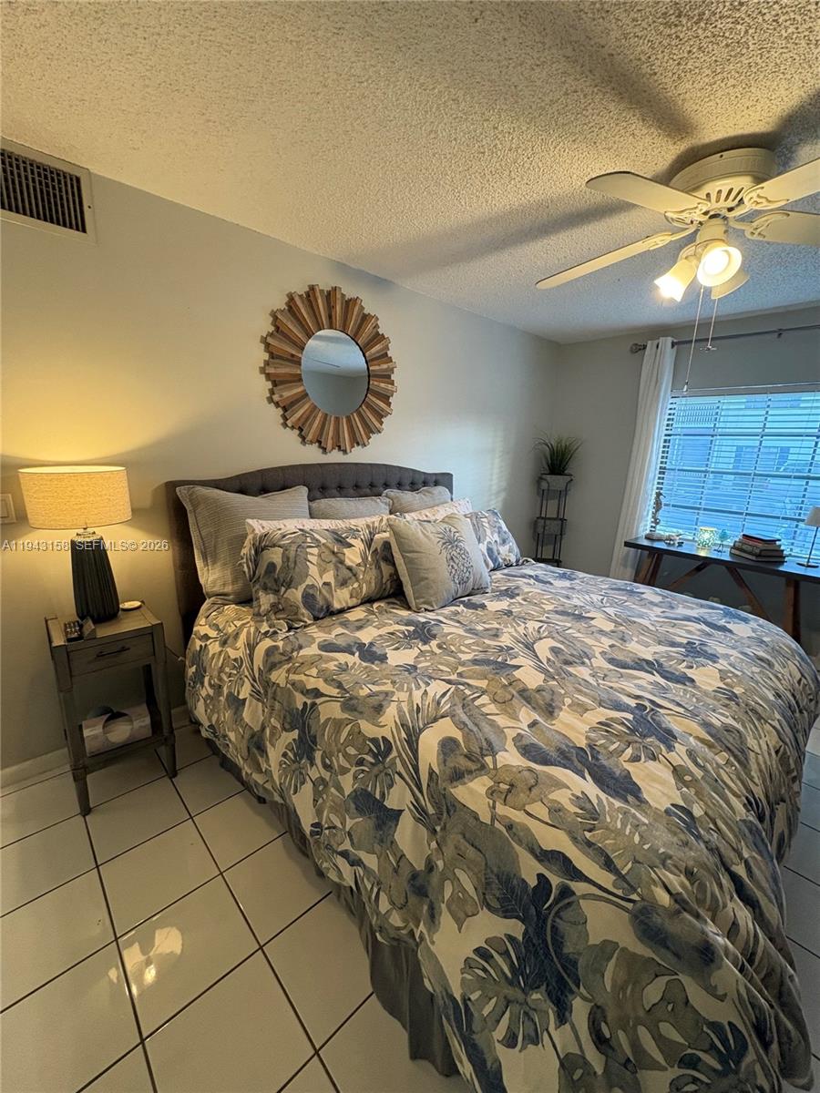 CYPRESS CLUB CONDO - Residential