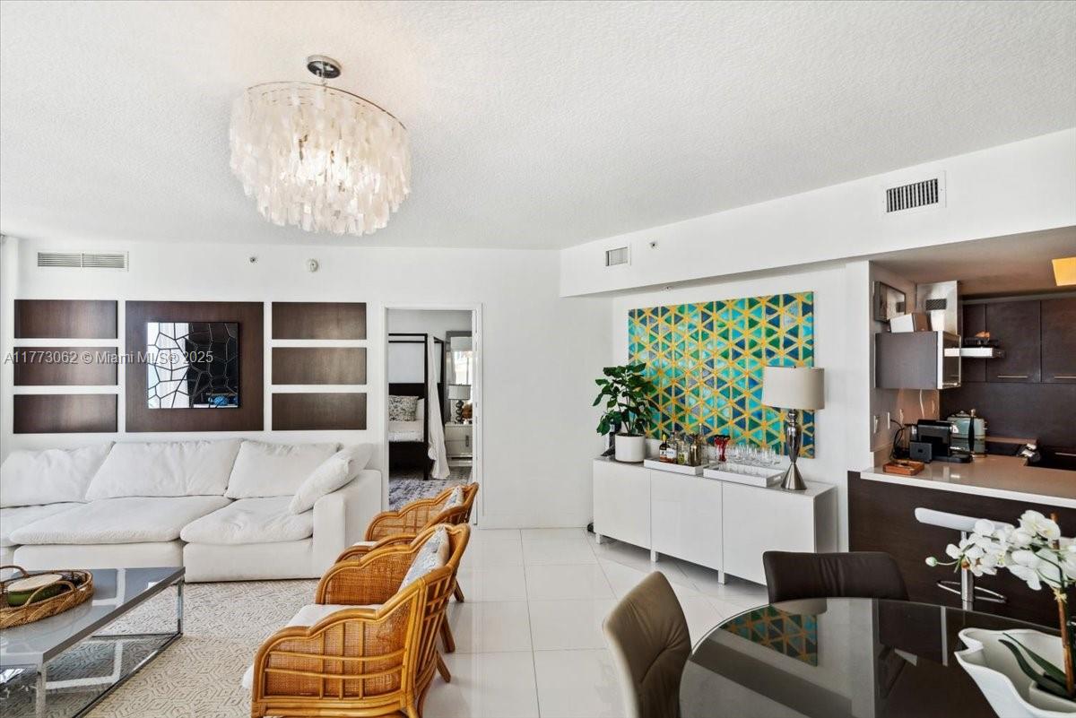 250 Sunny Isles Blvd 3-1805