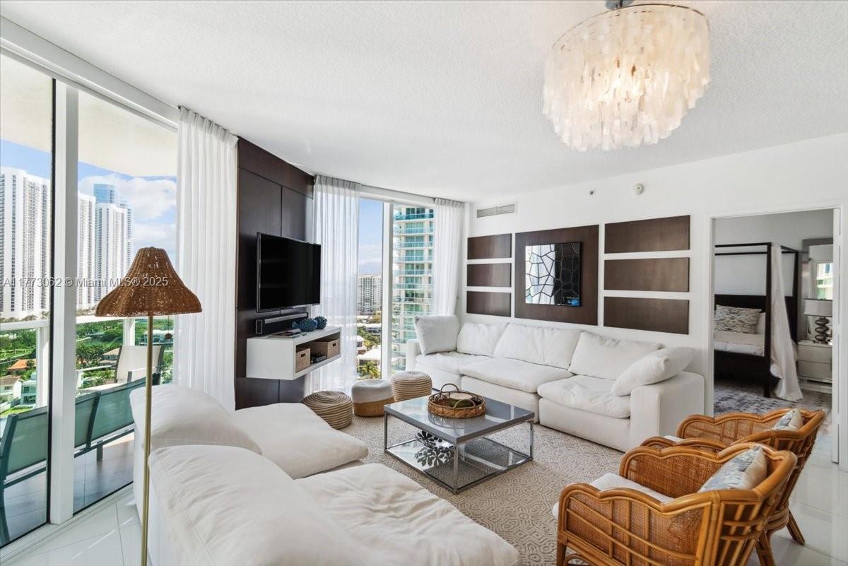 250 Sunny Isles Blvd 3-1805