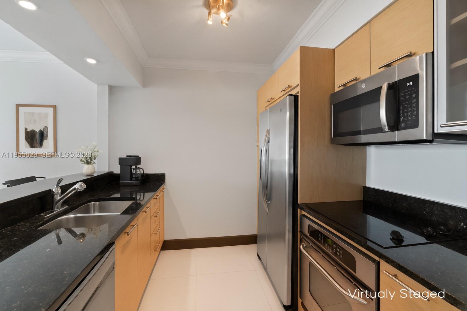 BRICKELL ON THE RIVER - Residential