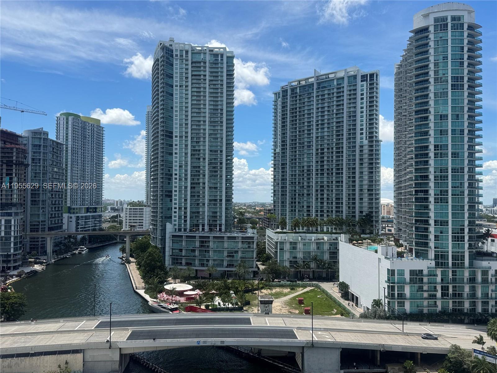 BRICKELL ON THE RIVER - Residential