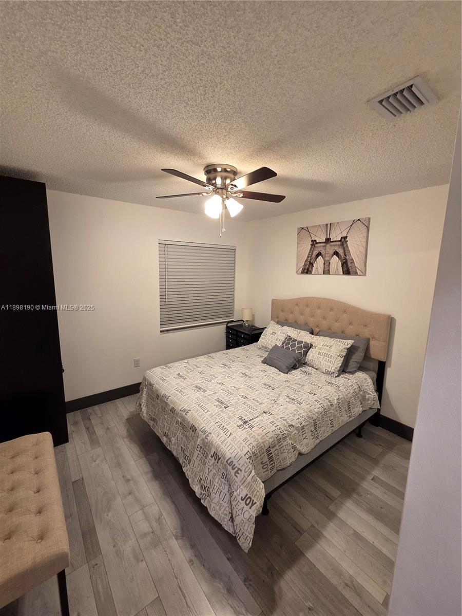 SUNCREST TOWNHOUSE CONDO - Residential