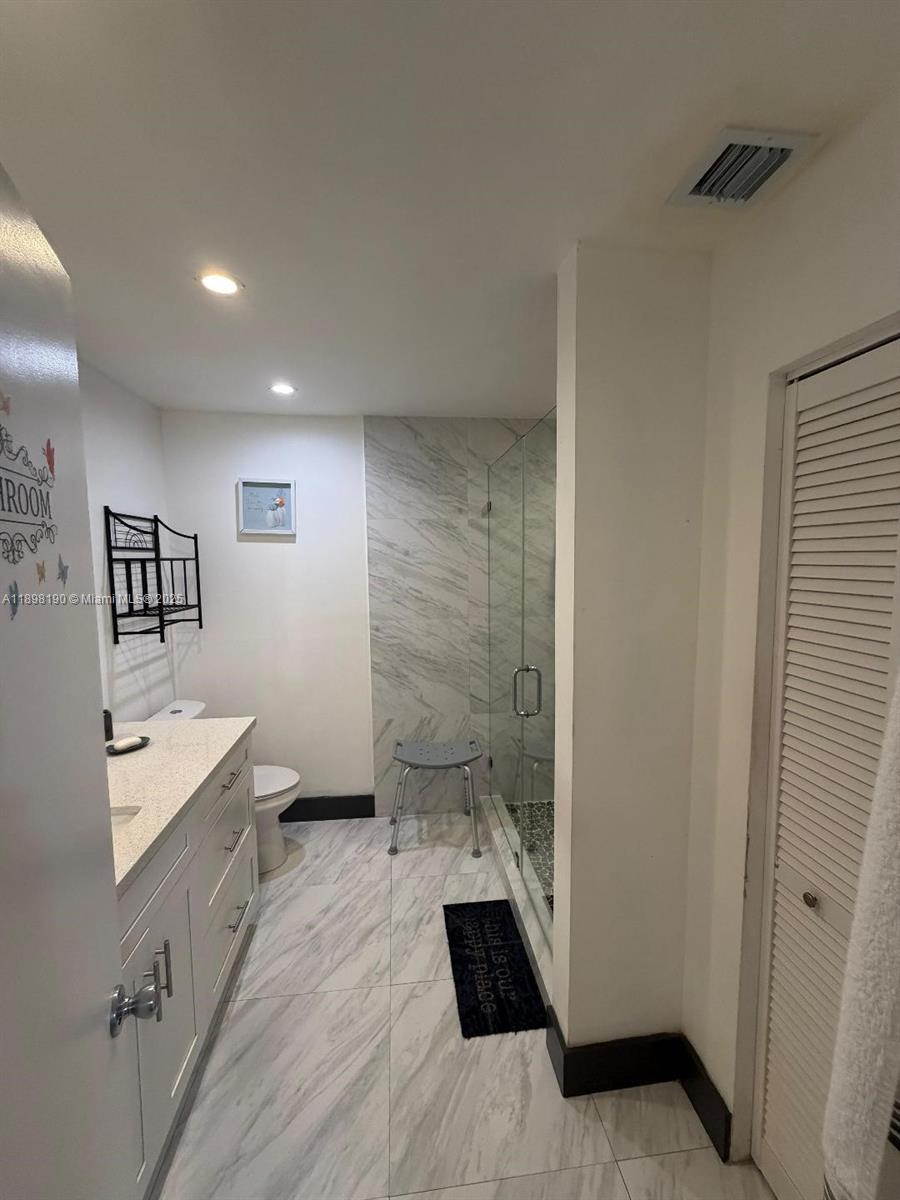 SUNCREST TOWNHOUSE CONDO - Residential