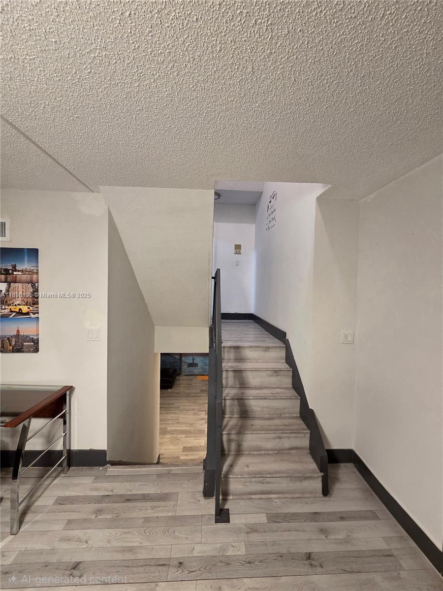 SUNCREST TOWNHOUSE CONDO - Residential