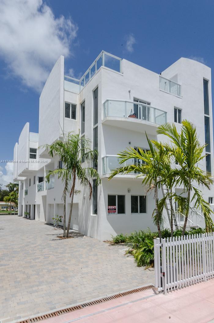 Property for Sale at 1985 Calais Dr 3, Miami Beach, Miami-Dade County, Florida - Bedrooms: 3 
Bathrooms: 4  - $1,650,000