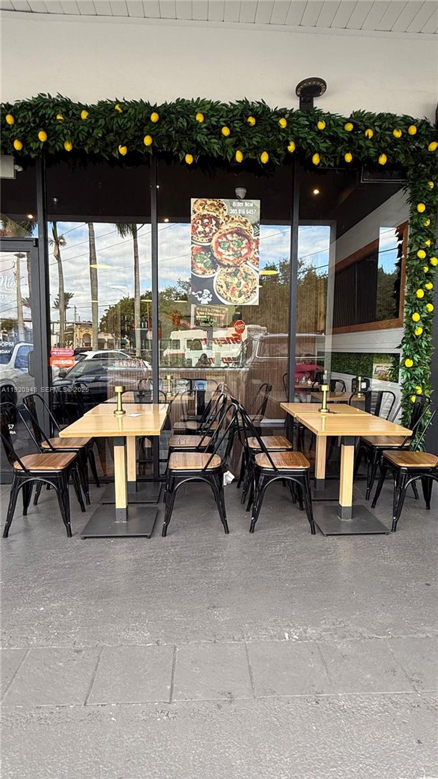 OUTSTANDING OPPORTUNITY FOR INVESTORS! THIS FULLY REMODELED ITALIAN PIZZERIA, WHICH OPENED ITS DOORS THIS YEAR, COMES EQUIPPED WITH HIGH-END MACHINERY, TWO INDUSTRIAL FREEZERS, HIGH-RESOLUTION OVENS, AND A BRAND NEW GREASE TRAP. THE SPACE OFFERS INDOOR AND OUTDOOR SEATING, AND ALL MACHINERY AND OPERATIONAL AREAS ARE SHOWN IN THE LISTING PHOTOS. A TURNKEY OPPORTUNITY WITH STRONG GROWTH POTENTIAL.