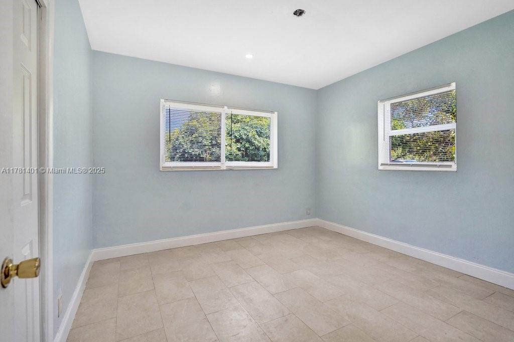 BOYNTON RIDGE - Residential Lease